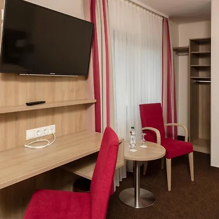 沃尔夫莫特斯兰德酒店 3* Sessenbach