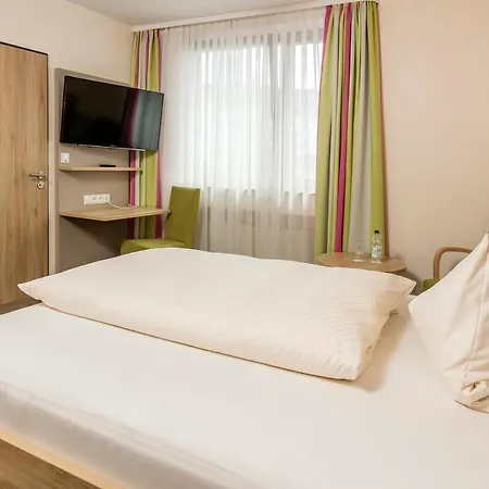 沃尔夫莫特斯兰德酒店 3*