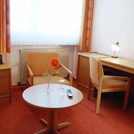 沃尔夫莫特斯兰德酒店 酒店 Sessenbach