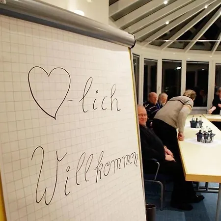 沃尔夫莫特斯兰德酒店 3*